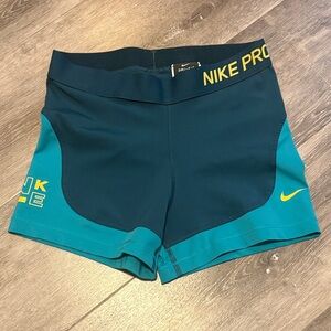 Women’s Nike Pro 3" Teal Gold Spandex Shorts Athletic Running Workout Size M